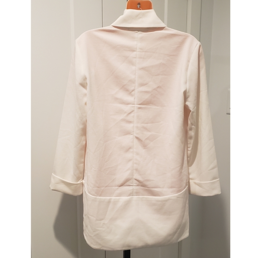 Forever 21 Open-Front Crepe Blazer - Picture 8 of 9